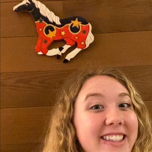 Meet your Posher, Claire